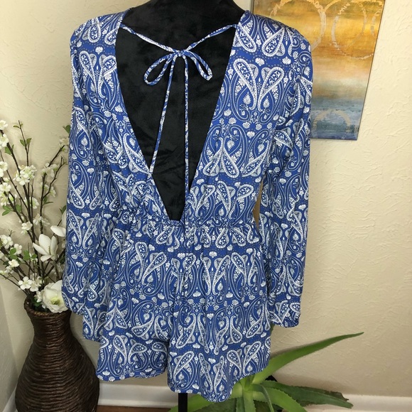 Blush Paisley Print Blue Long sleeve V-neck Romper w/ Crochet Detail Waist - Picture 9 of 9